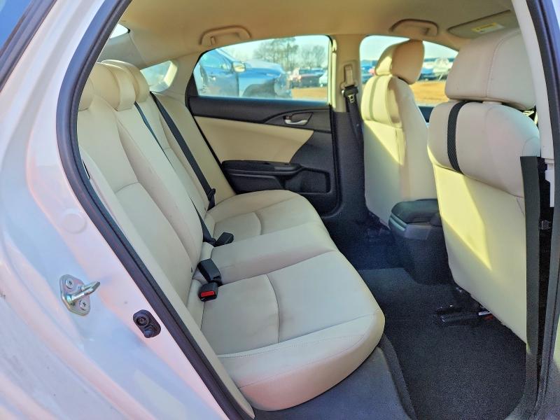 Photo 10 from auction – 2018 HONDA CIVIC with VIN 2HGFC2F54JH591769