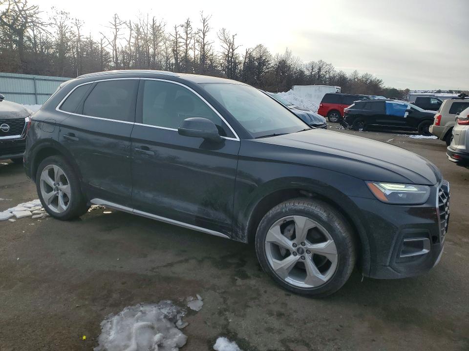 Photo 4 from auction – 2021 AUDI Q5 with VIN WA1BAAFY7M2036409