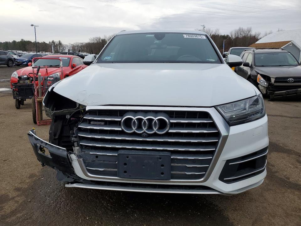 Photo 5 from auction – 2018 AUDI Q7 PREMIUM with VIN WA1LHAF79JD001555