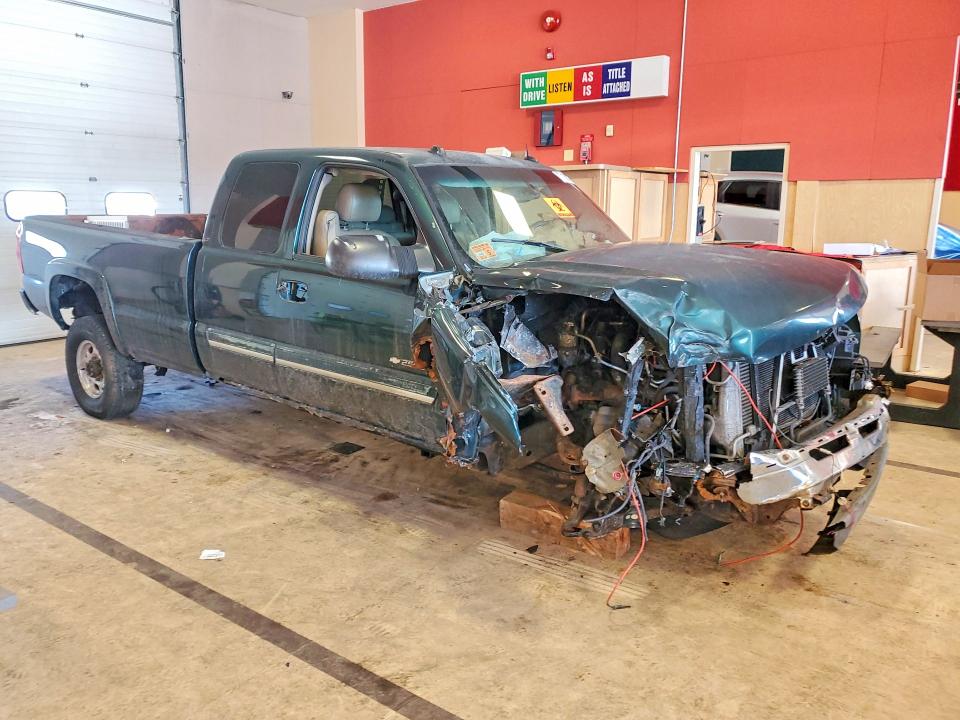 Photo 4 from auction – 2005 CHEVROLET SILVERADO with VIN 1GCHK29235E225049