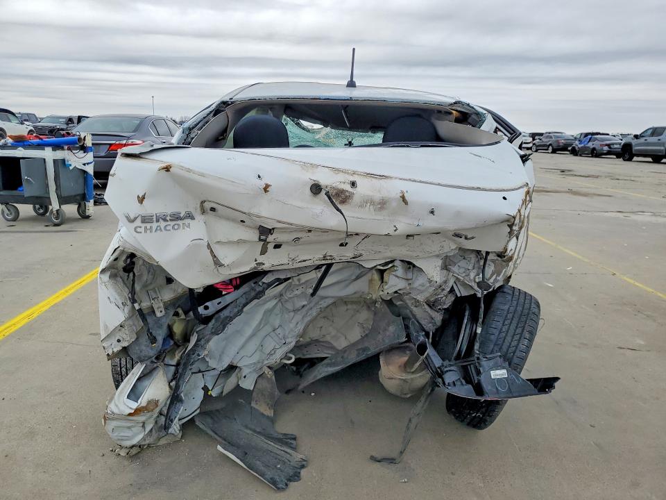 Photo 6 from auction – 2019 NISSAN VERSA with VIN 3N1CN7AP6KL834107