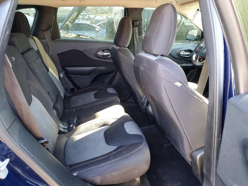 Photo 11 from auction – 2015 JEEP CHEROKEE S with VIN 1C4PJLAB5FW591395