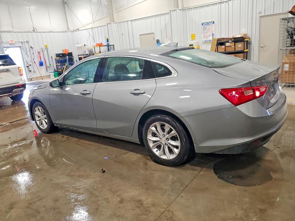 Photo 2 from auction – 2023 CHEVROLET MALIBU with VIN 1G1ZD5ST5PF236465