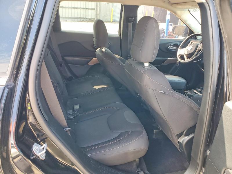 Photo 11 from auction – 2017 JEEP CHEROKEE with VIN 1C4PJLCB6HW571866