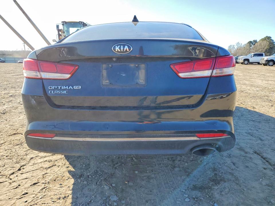 Photo 6 from auction – 2016 KIA OPTIMA LX with VIN 5XXGT4L33GG111783
