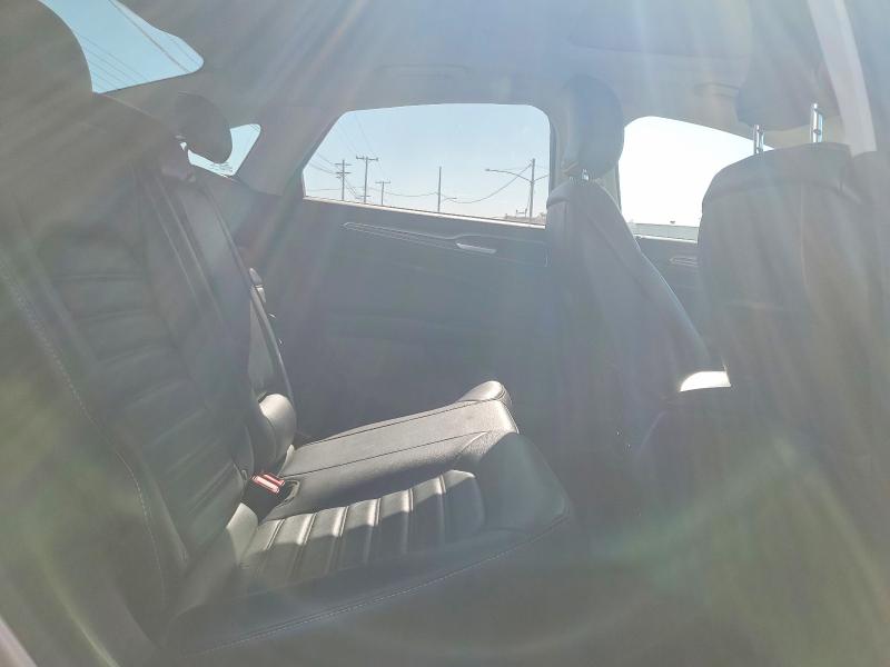 Zdjęcie 10 z aukcji – 2017 FORD FUSION SE z VIN 3FA6P0PU4HR247683