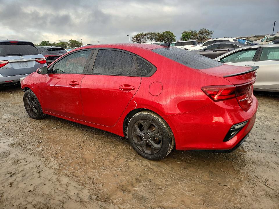 Photo 2 from auction – 2021 KIA FORTE with VIN 3KPF24AD2ME385801