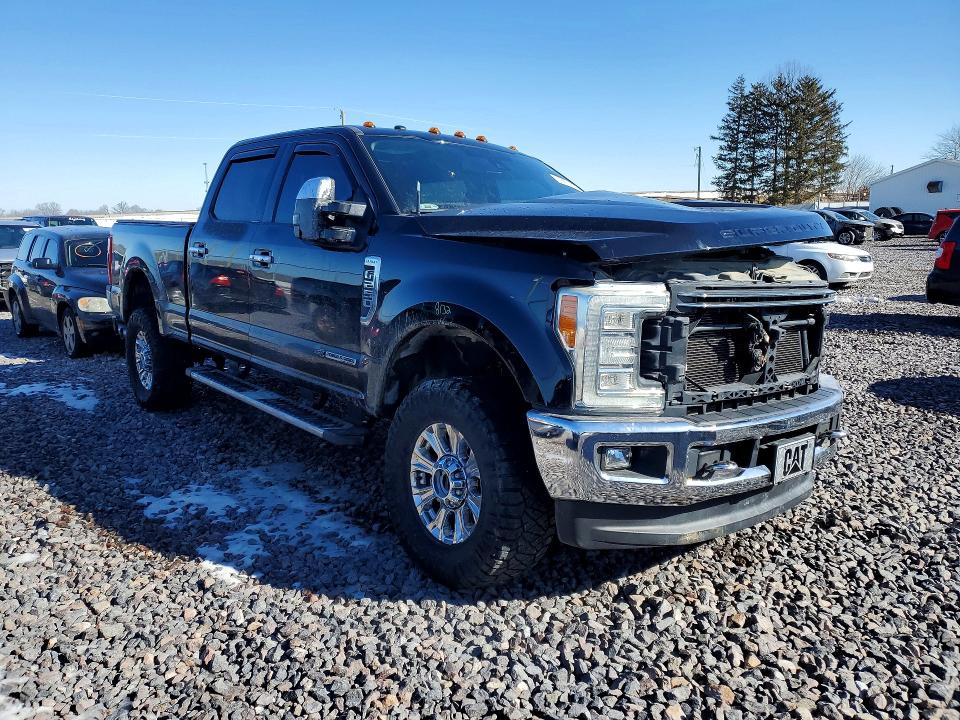 Photo 4 from auction – 2017 FORD F250 with VIN 1FT7W2BT8HEC19447