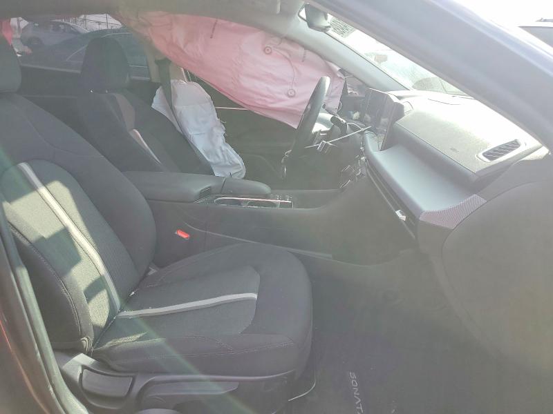 Photo 7 from auction – 2025 HYUNDAI SONATA with VIN KMHL64JA5SA435308