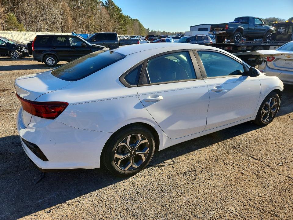 Photo 3 from auction – 2020 KIA FORTE FE with VIN 3KPF24AD0LE170075