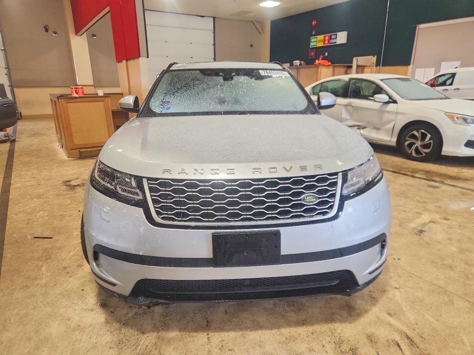 Photo 5 from auction – 2018 LAND ROVER RANGE ROVER VELAR with VIN SALYB2RV1JA743097
