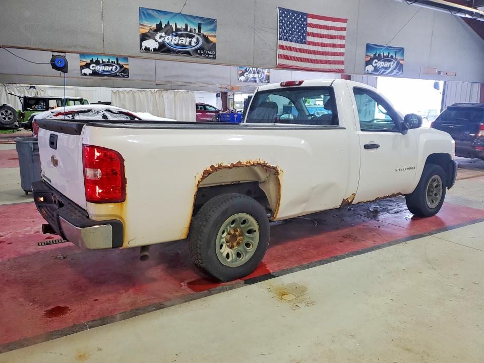 Photo 3 from auction – 2009 CHEVROLET SILVERADO with VIN 1GCEC14X79Z139299