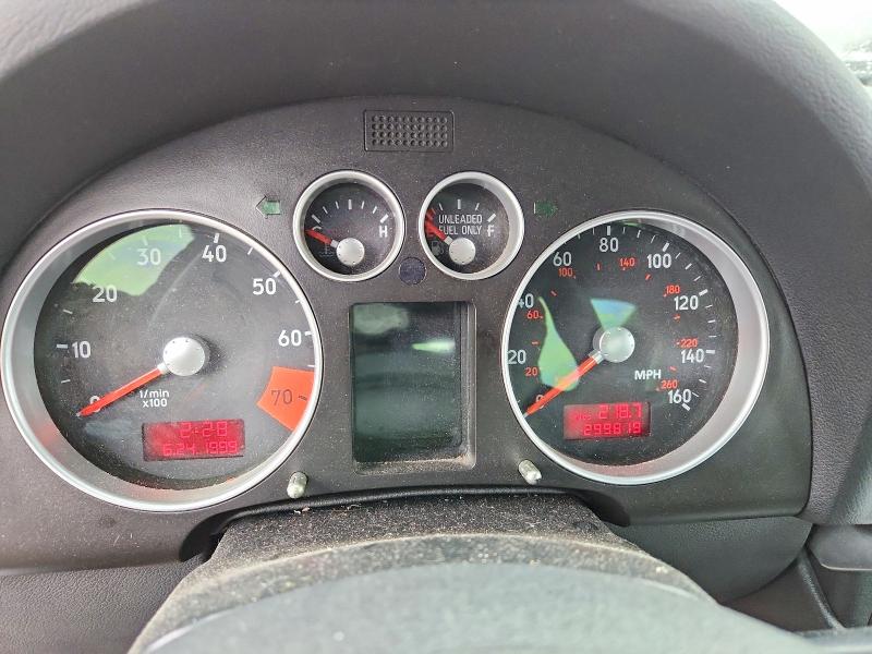 Photo 9 from auction – 2001 AUDI TT with VIN TRUWT28N311028227