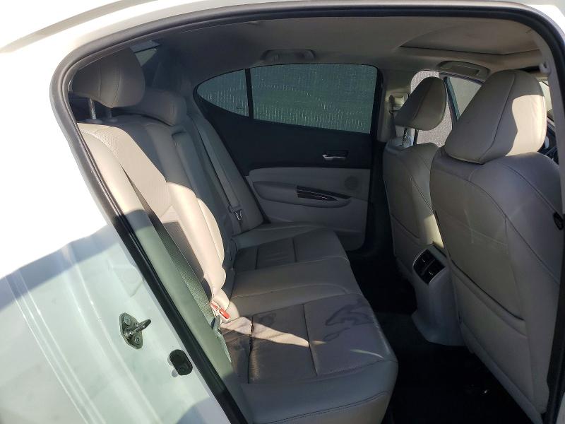 Photo 10 from auction – 2015 ACURA TLX with VIN 19UUB2F52FA018871