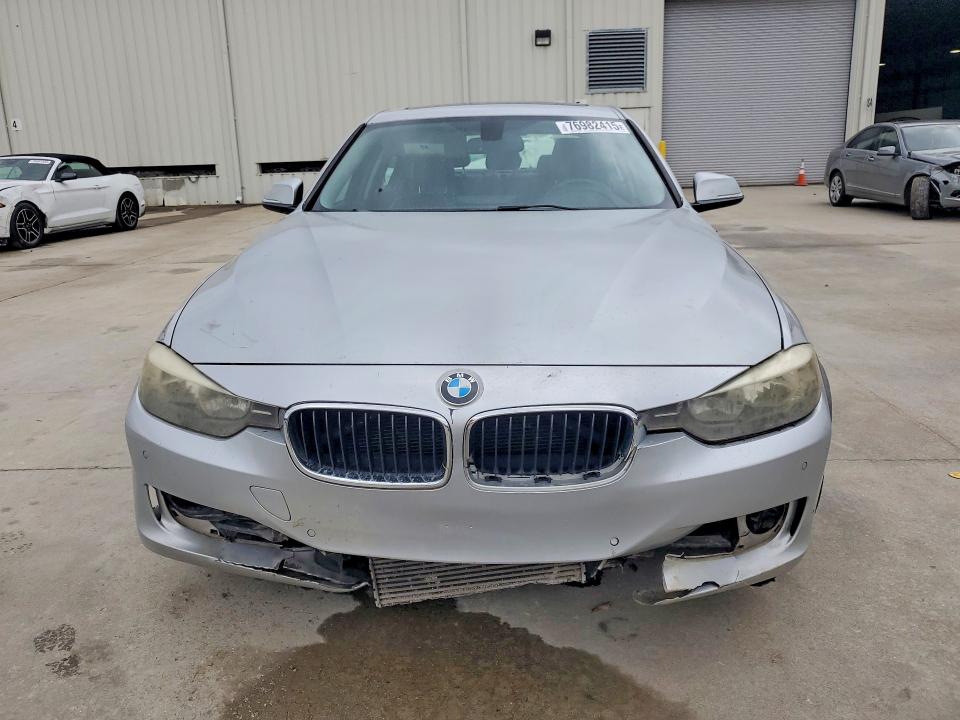Photo 5 from auction – 2014 BMW 328 with VIN WBA3A5G59ENP33860
