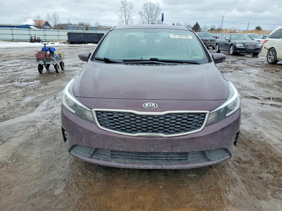 Photo 5 from auction – 2018 KIA FORTE LX with VIN 3KPFK4A78JE260419