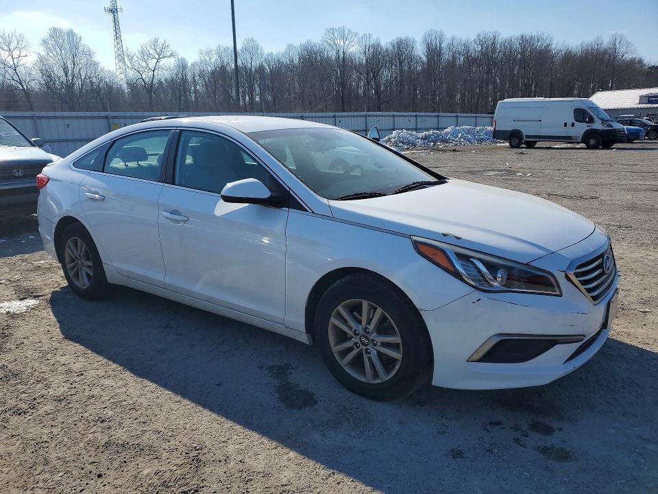 Photo 4 from auction – 2016 HYUNDAI SONATA SE with VIN 5NPE24AF0GH294832