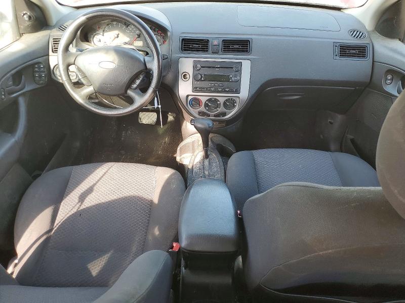 Photo 8 from auction – 2005 FORD FOCUS with VIN 3FAFP37N15R131718