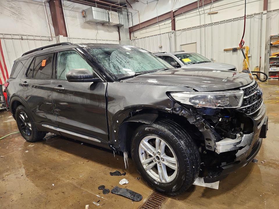 Photo 4 from auction – 2020 FORD EXPLORER X with VIN 1FMSK8DH6LGB19616