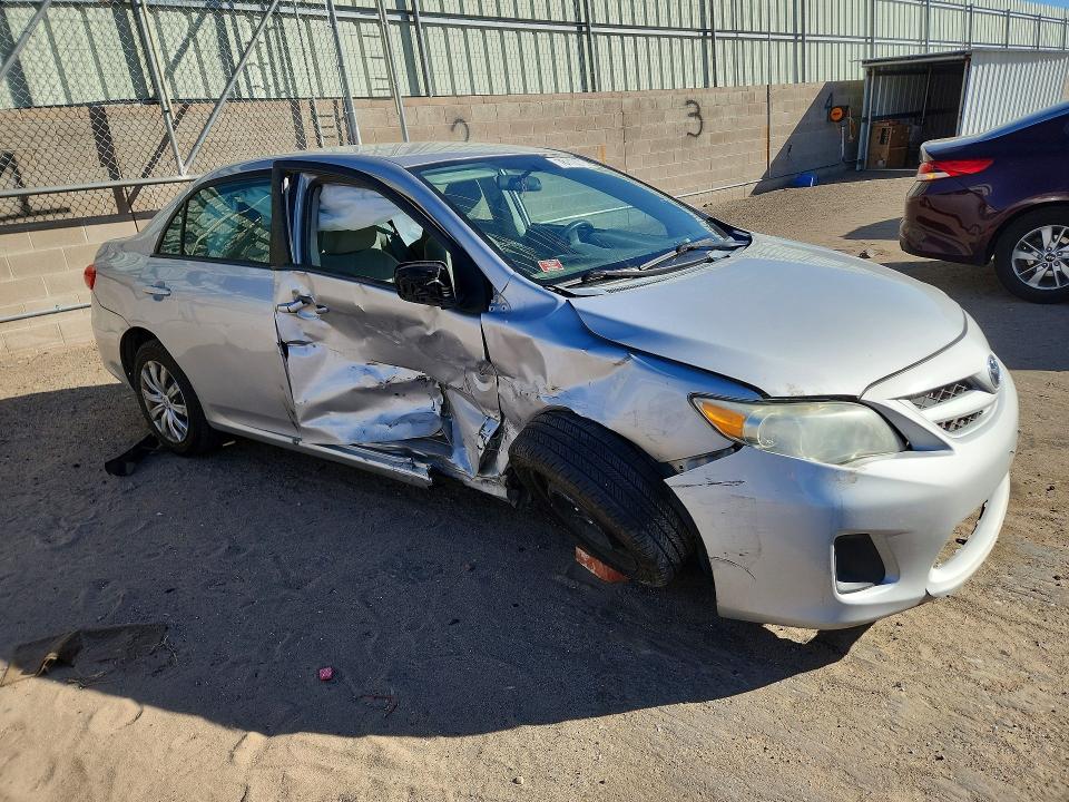 Photo 4 from auction – 2012 TOYOTA COROLLA with VIN 2T1BU4EE6CC882083