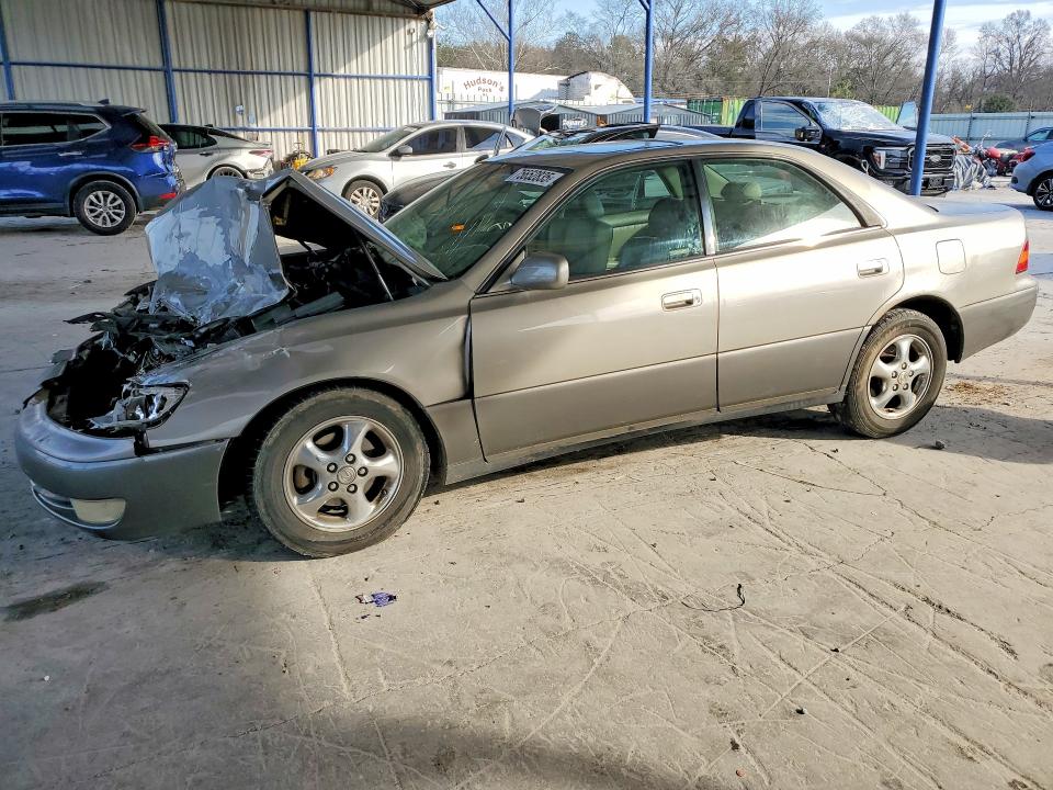 LEXUS ES 300 1999 with VIN JT8BF28G6X5055570 - Photo from auction