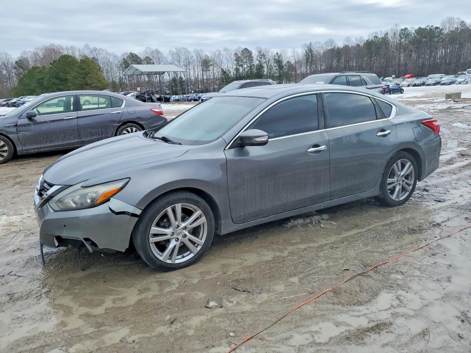 NISSAN ALTIMA 2016 مع رقم تعريف المركبة 1N4BL3AP4GC133016 - صورة من المزاد