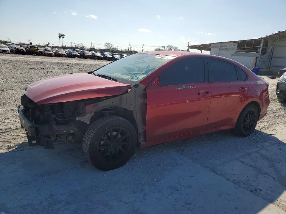 KIA FORTE 2022 with VIN 3KPF24AD9NE427043 - Photo from auction