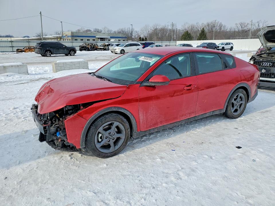 KIA K4 2025 with VIN 3KPFT4DE1SE108653 - Photo from auction