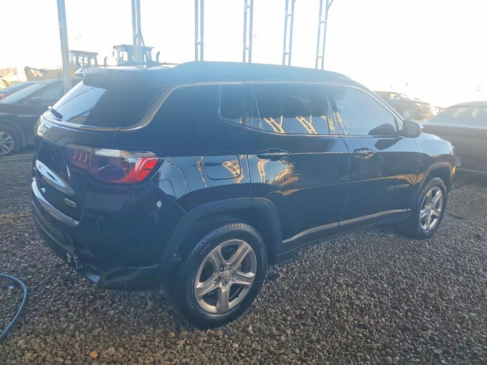 Photo 3 from auction – 2023 JEEP COMPASS with VIN 3C4NJDBN4PT513882