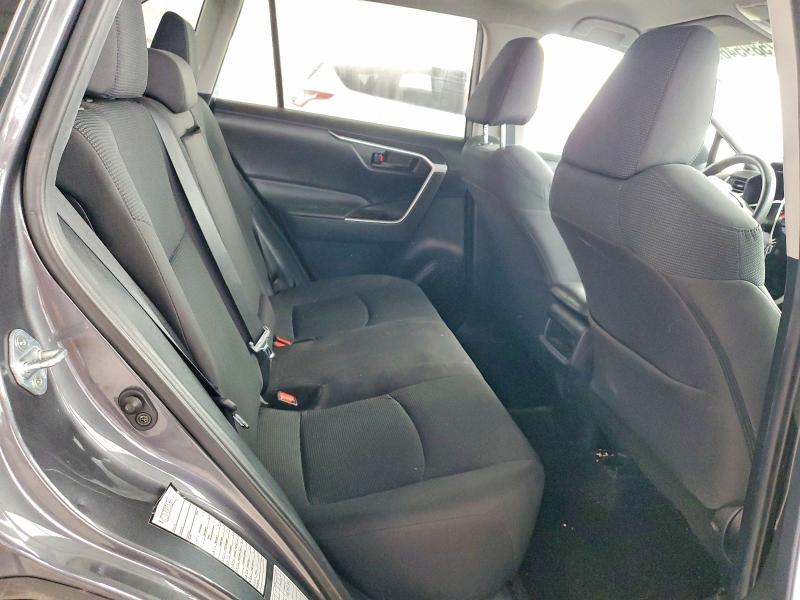 Photo 10 from auction – 2021 TOYOTA RAV4 with VIN 2T3H1RFV0MW136654