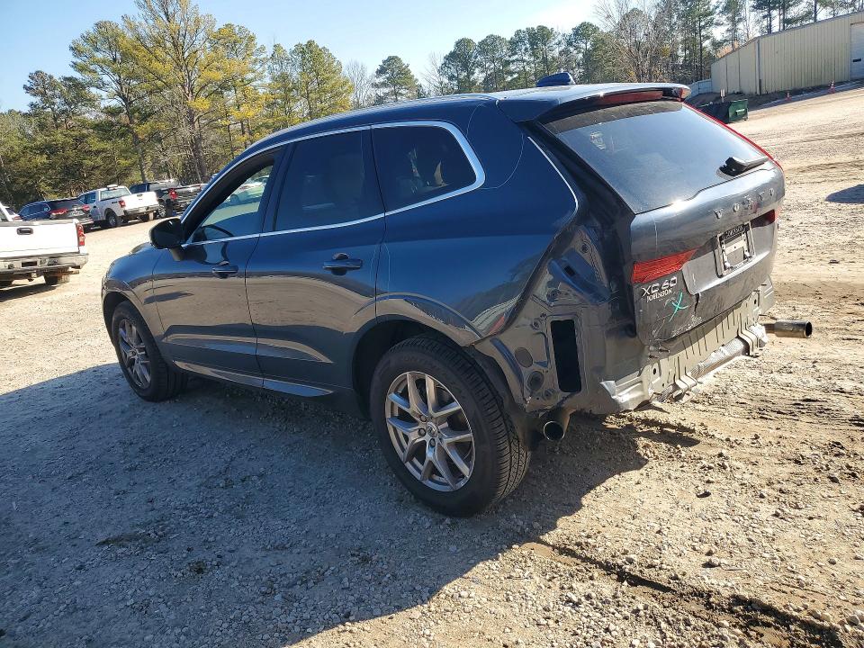 Photo 2 from auction – 2020 VOLVO XC60 T5 MO with VIN YV4102RK7L1495071