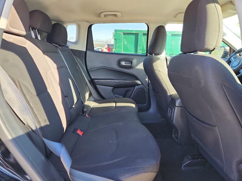 Photo 11 from auction – 2018 JEEP COMPASS with VIN 3C4NJDAB7JT144806