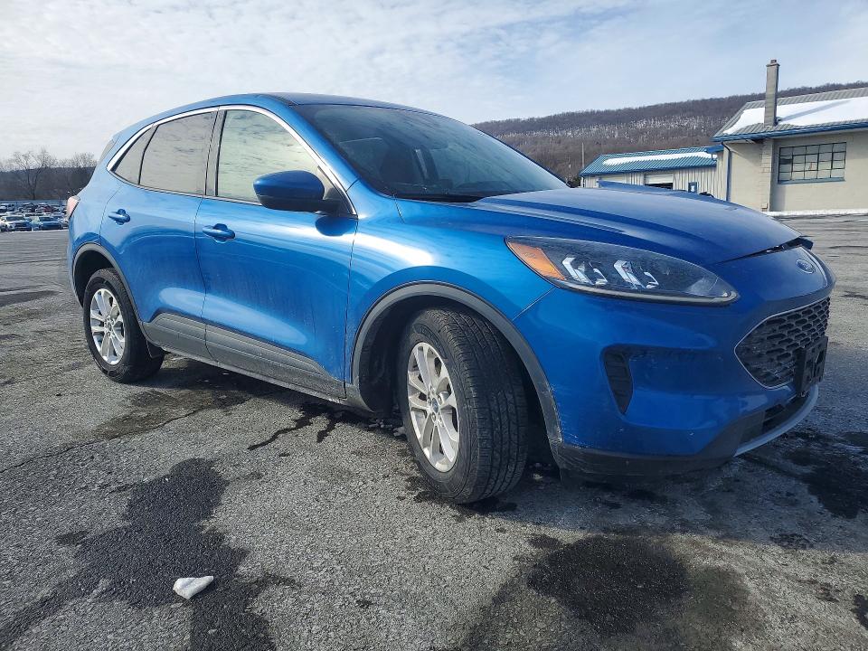 Photo 4 from auction – 2020 FORD ESCAPE with VIN 1FMCU9G62LUC69089
