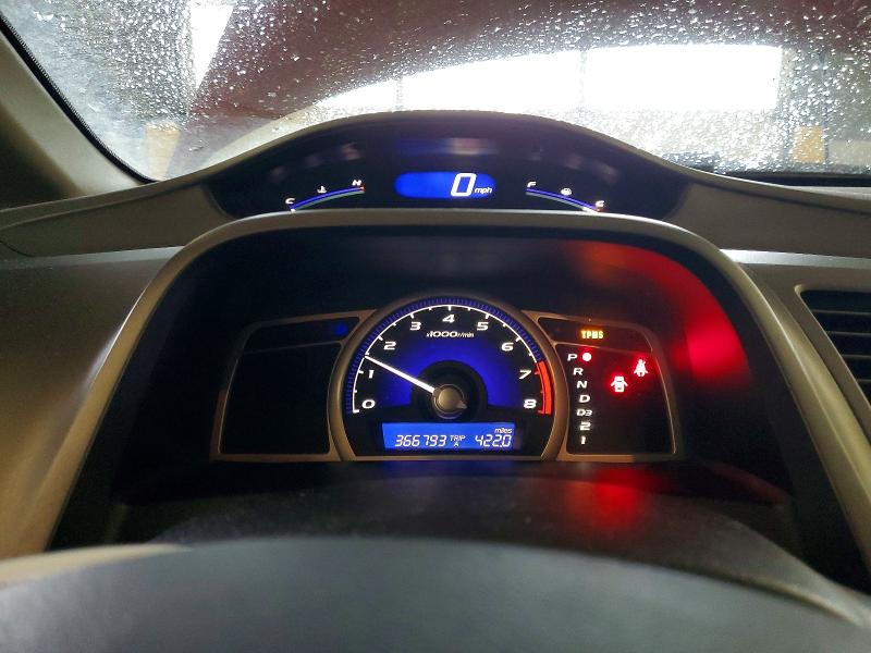 Photo 9 from auction – 2011 HONDA CIVIC with VIN 19XFA1F55BE014762