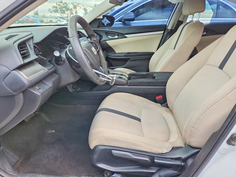 Photo 7 from auction – 2017 HONDA CIVIC with VIN 19XFC2F56HE010261
