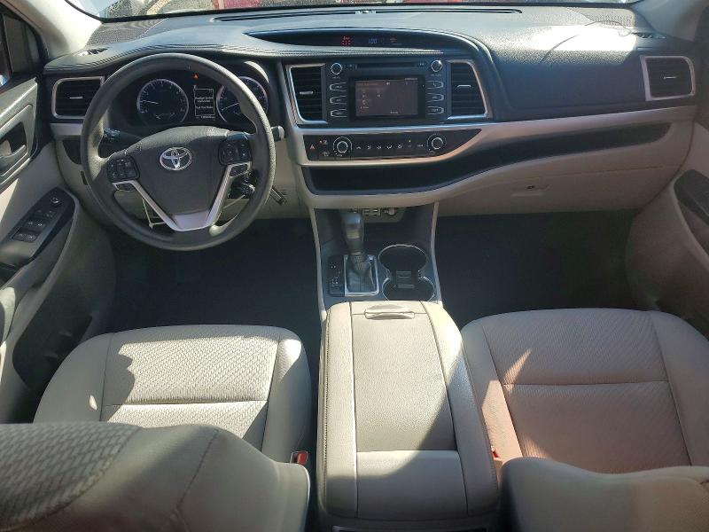 Photo 8 from auction – 2019 TOYOTA HIGHLANDER with VIN 5TDZARFH1KS048774