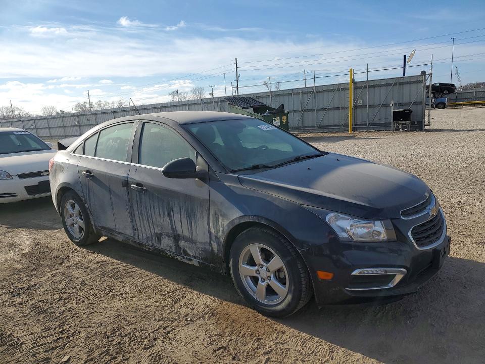 Photo 4 from auction – 2015 CHEVROLET CRUZE LT with VIN 1G1PC5SB7F7207527
