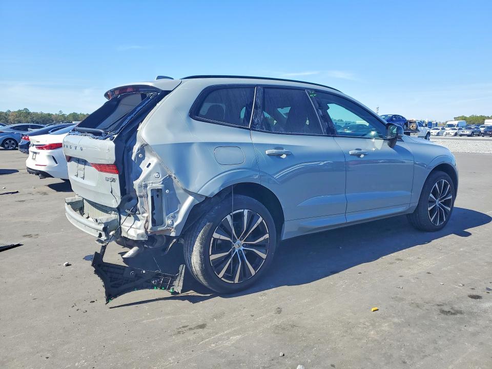 Photo 3 from auction – 2024 VOLVO XC60 PLUS with VIN YV4L12RL9R1761522