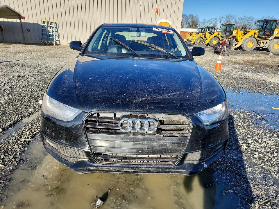 Photo 5 from auction – 2016 AUDI A4 with VIN WAUAFAFL0GN010872