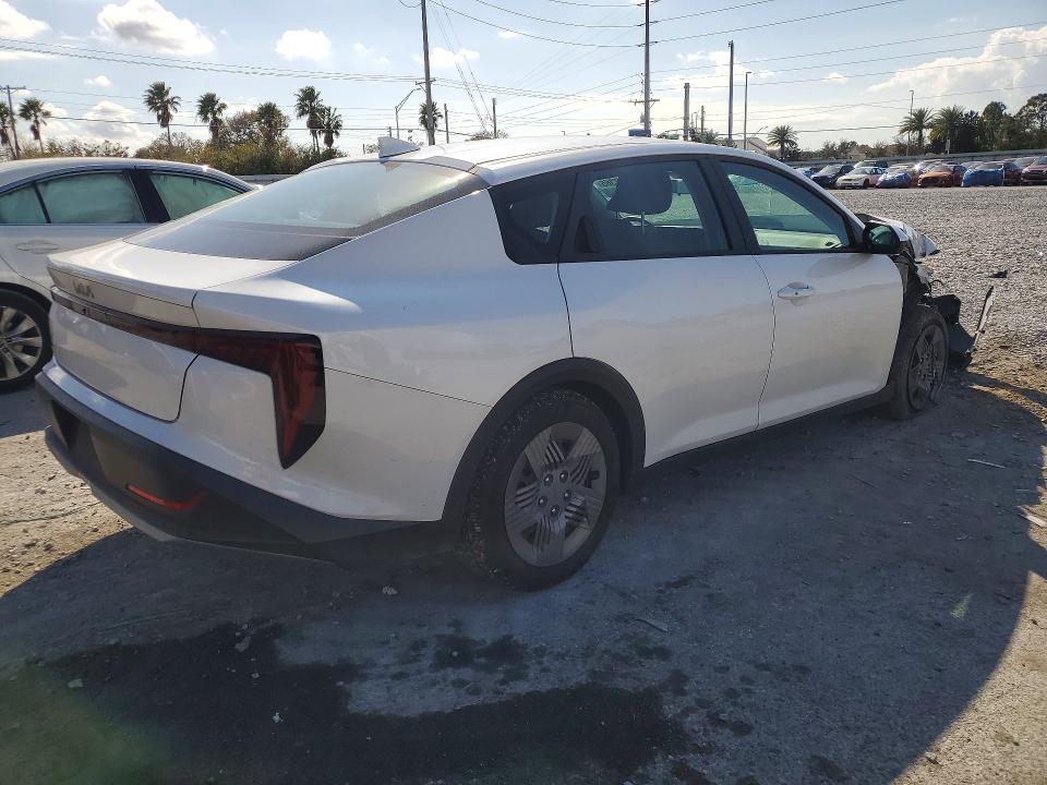 Photo 3 from auction – 2025 KIA K4 with VIN 3KPFT4DE8SE136904
