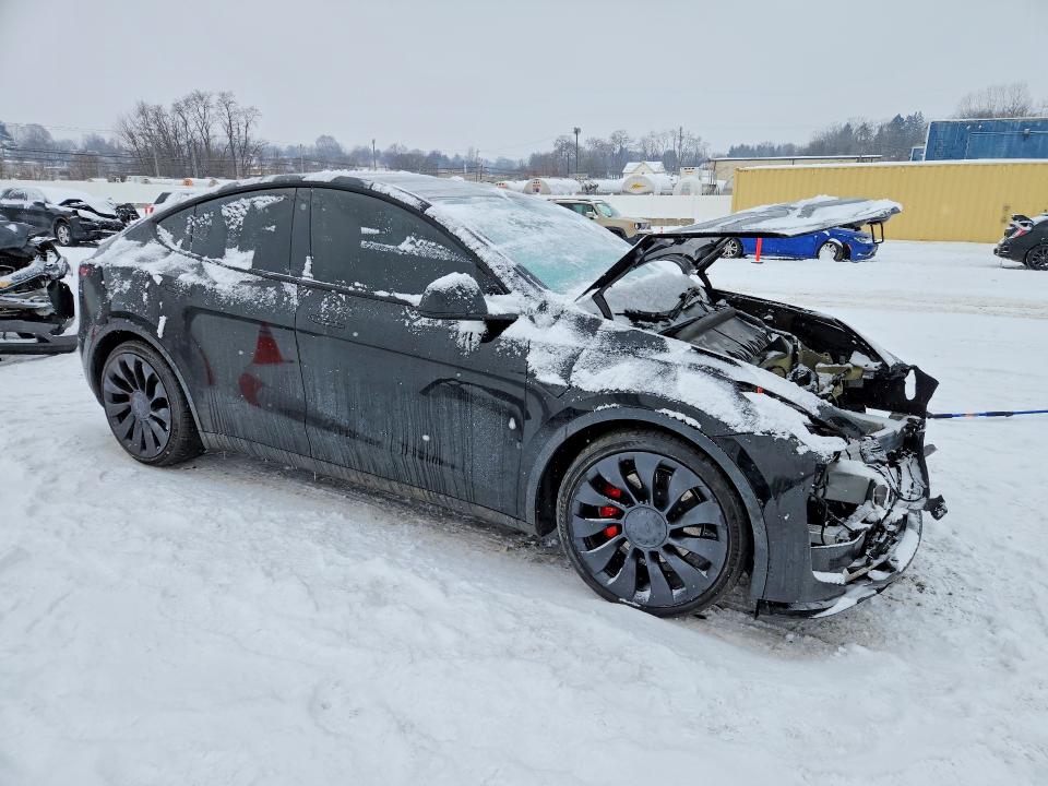 Photo 4 from auction – 2023 TESLA MODEL Y with VIN 7SAYGDEF0PF777084