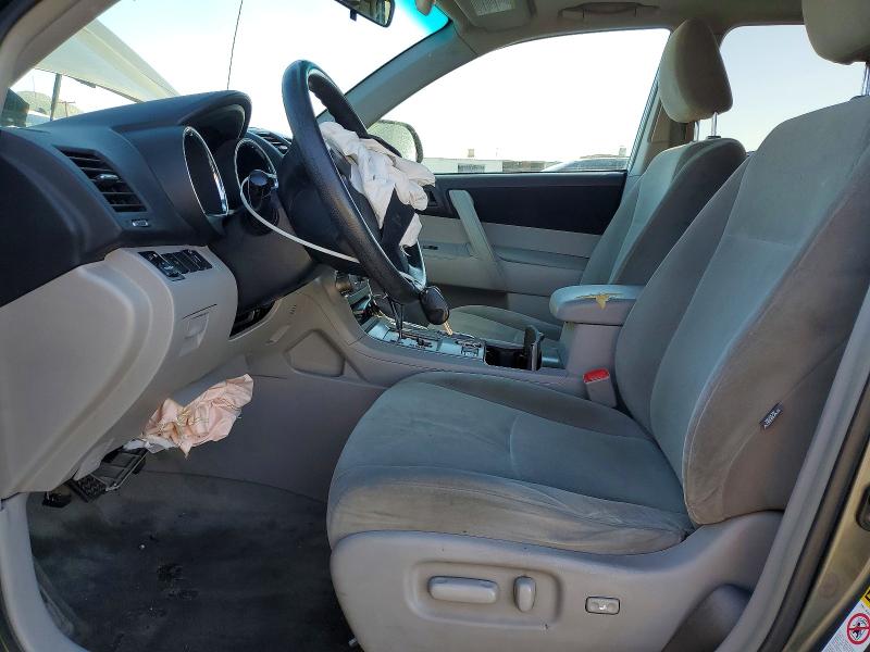 Photo 7 from auction – 2010 TOYOTA HIGHLANDER with VIN 5TDZK3EH0AS018952