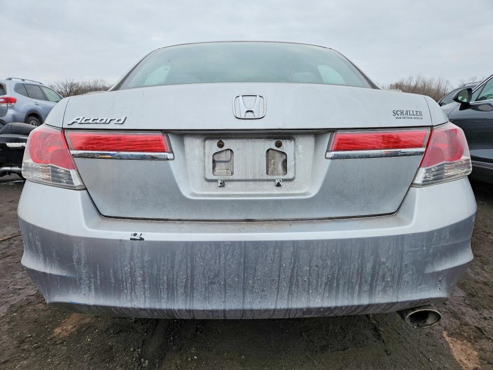 Photo 6 from auction – 2012 HONDA ACCORD with VIN 1HGCP2F3XCA184577