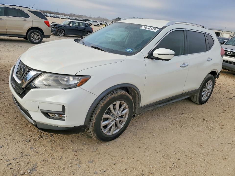 NISS ROGUE 2018 with VIN KNMAT2MT0JP561528 - Photo from auction