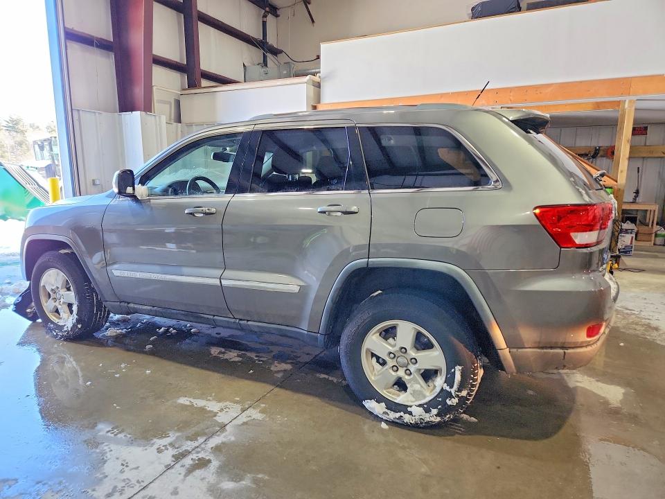 Photo 2 from auction – 2012 JEEP GRAND CHEROKEE with VIN 1C4RJFAG6CC214612