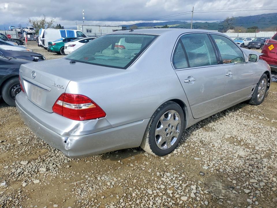 Photo 3 from auction – 2004 LEXUS LS 430 with VIN JTHBN36F940131147