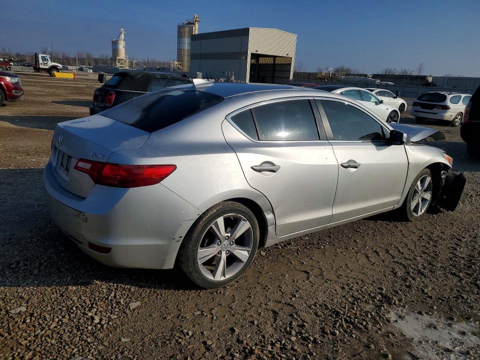 صورة رقم 3 من المزاد - 2013 ACURA ILX مع VIN 19VDE1F52DE003967