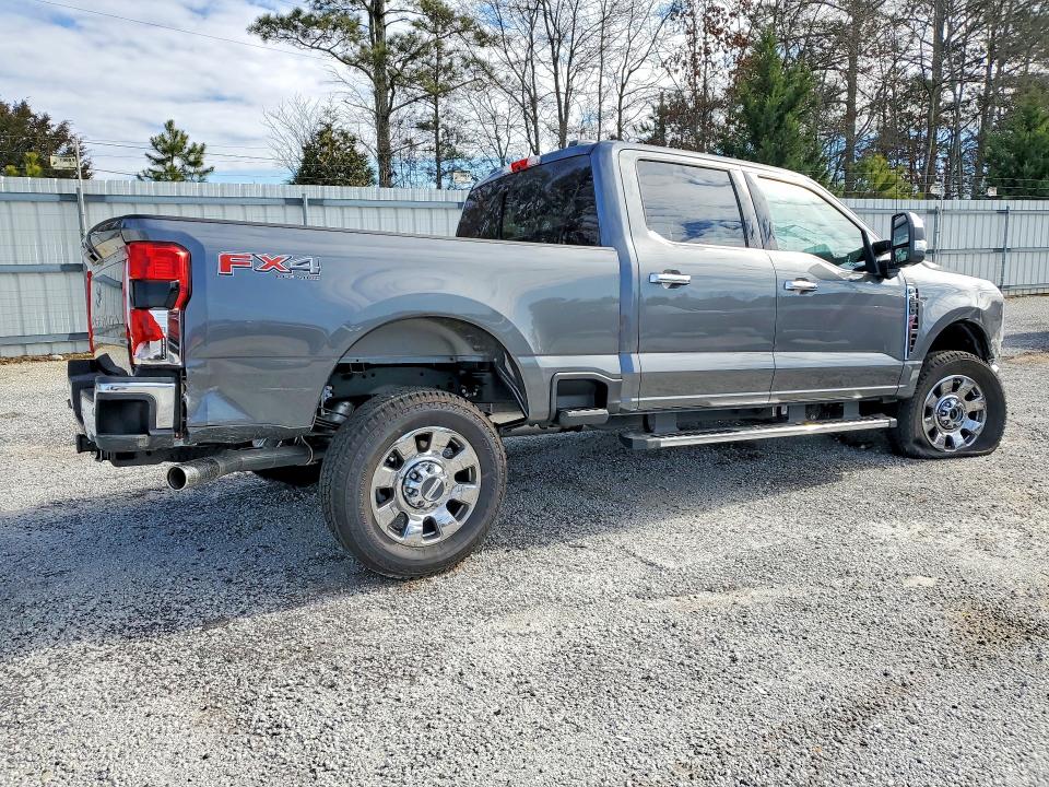 Photo 3 from auction – 2026 FORD F350 SUPER with VIN 1FT8W3BN3TEC66373