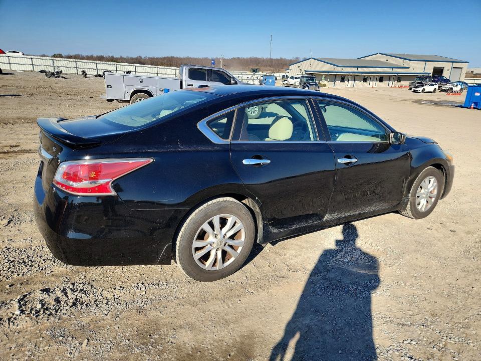 Photo 3 from auction – 2014 NISSAN ALTIMA with VIN 1N4AL3AP4EC286875