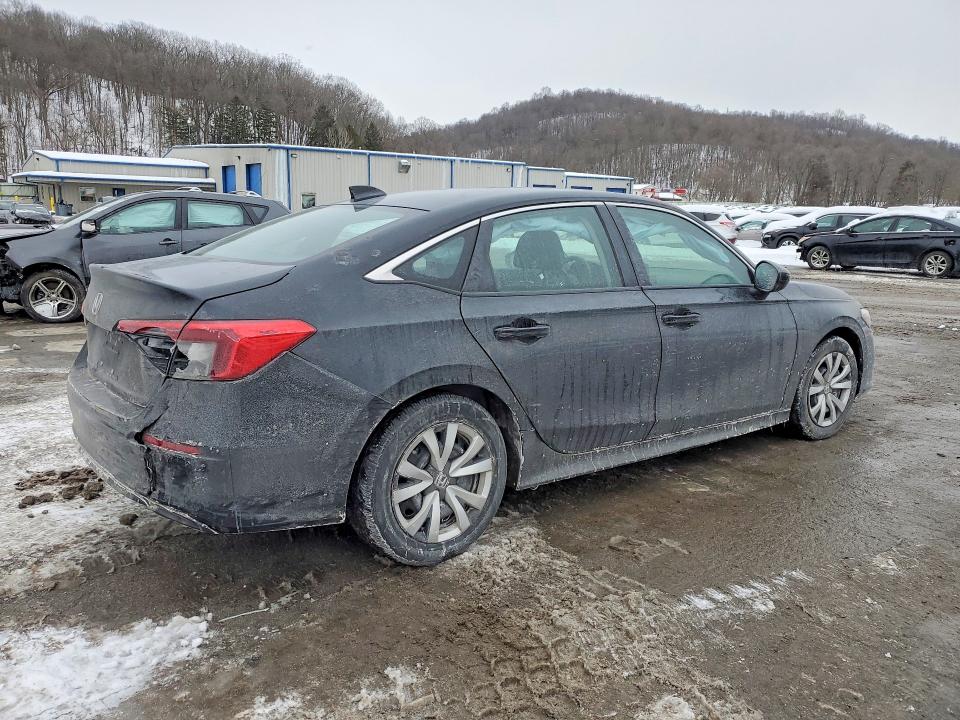 Photo 3 from auction – 2024 HONDA CIVIC with VIN 2HGFE2F29RH572520